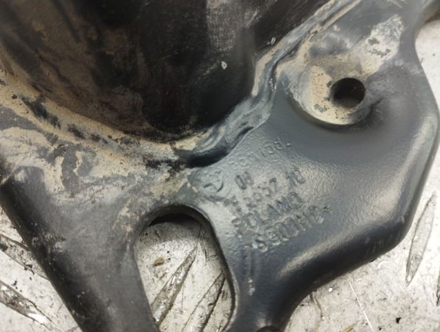 33326851582 BMW Кронштейн передний заднего продольного рычага купить в Днепр