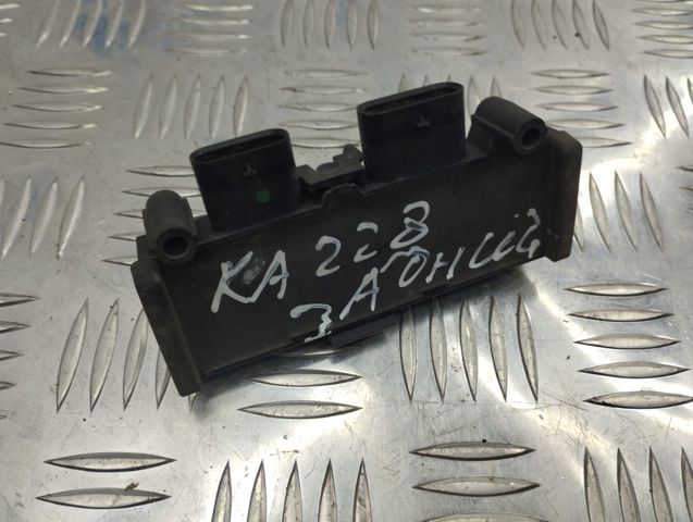 Датчик открытия крышки багажника/задней двери (ляды) 3AA962243F VAG