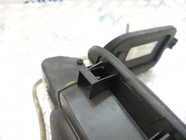 Лючок топливного бака 3CN809857GRU VAG