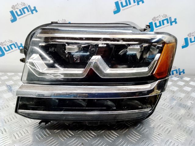 Основная фара в сборе левая 3CN941035B VAG