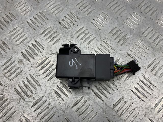 VAG 3T0959772B в наличии Запорожье