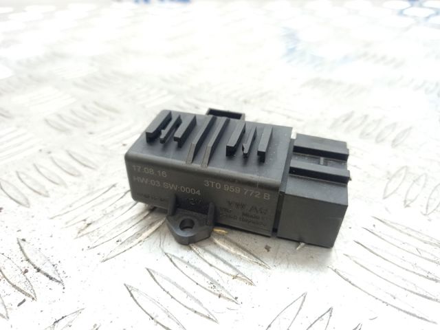 VAG 3T0959772B в наличии Сумы