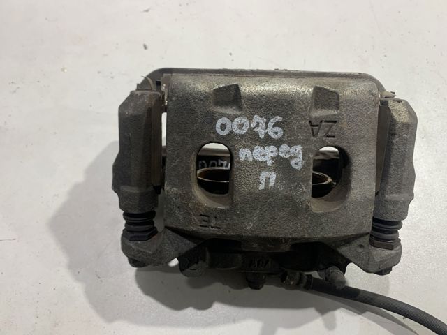 Суппорт тормозной, передний, правый 410013JA0A NISSAN