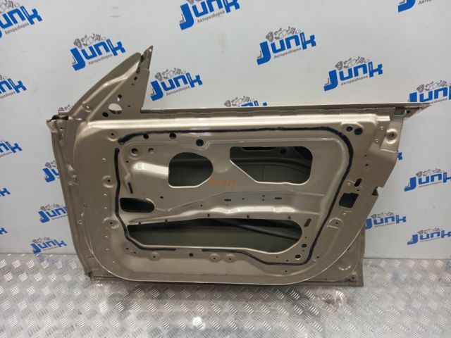 Пассажирская передняя дверь 41009631838 BMW