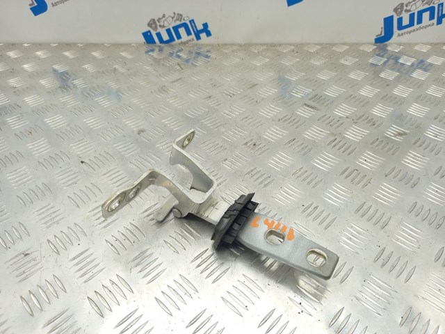 Шарнир крышки багажника 41627463365 BMW