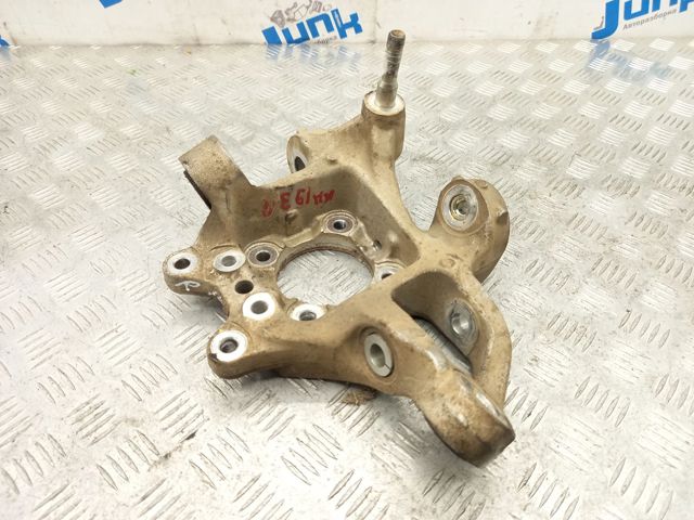 Цапфа поворотного кулака 4230450100 TOYOTA