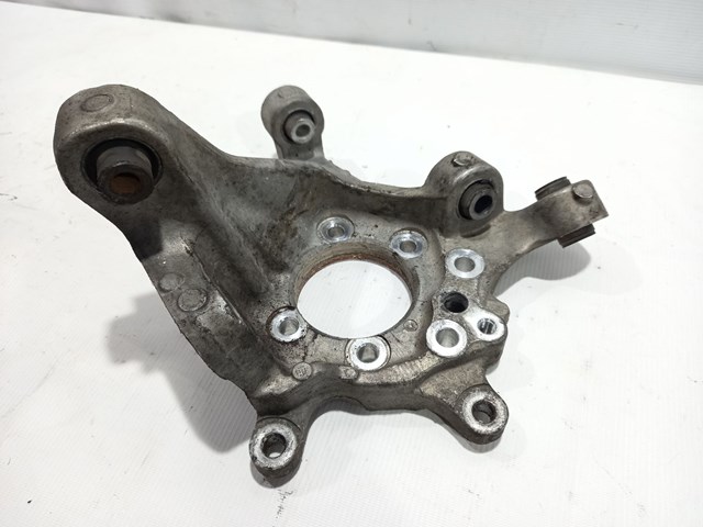 Цапфа поворотного кулака 430184GA0A NISSAN