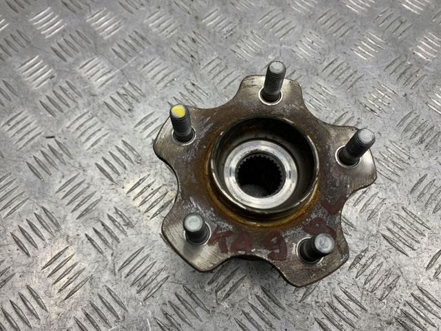Ступицы задних колес 432025NN0B NISSAN