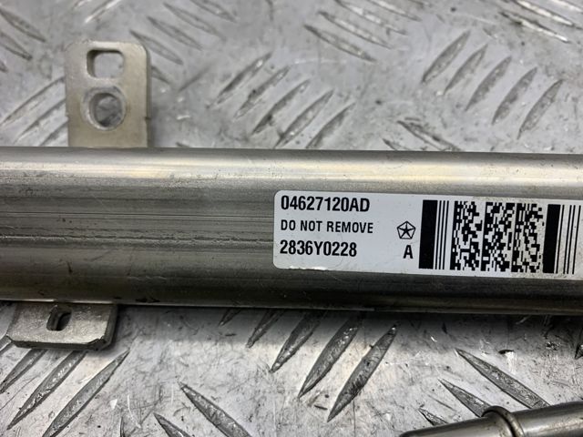 CHRYSLER 4593987AC Распределитель топлива (рампа) в наличии Львов