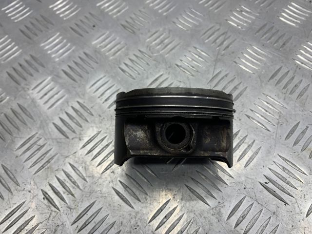 LAND ROVER 4743587 в наличии Киев