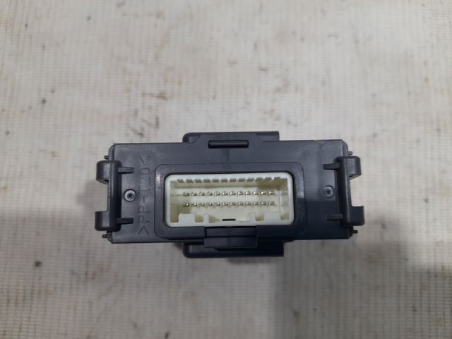 NISSAN 476A04BA0A в наличии Харьков