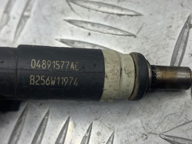 CHRYSLER 4891577AC Форсунка впрыска топлива в наличии Винница