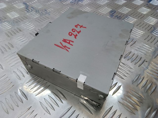 4G0035082E Магнитола (радио AM/FM) купить Винница