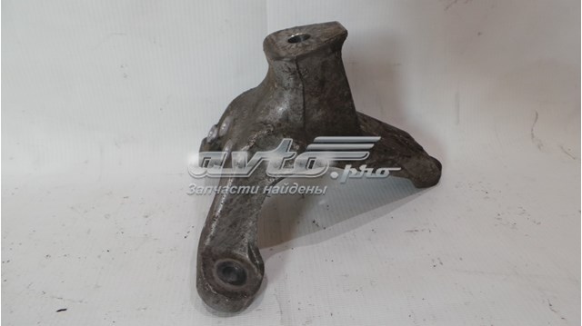 Кронштейн подушки (опоры) двигателя, правой 4G0199308N VAG