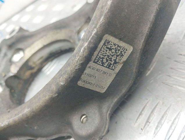 4G0407241C VAG Цапфа (поворотный кулак) передний левый купить в Ровно