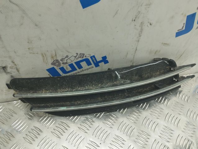 4G08076819B9 VAG Заглушка (решетка) противотуманных фар бампера переднего левая купить в Павлоград