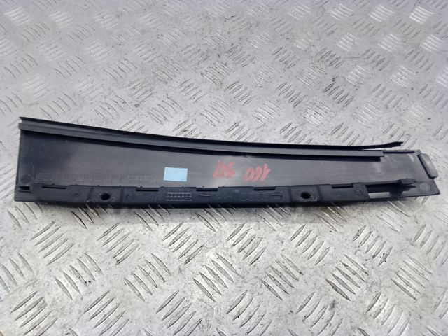 Накладка задней двери, правой, вертикальная 4G0839902B5FQ VAG