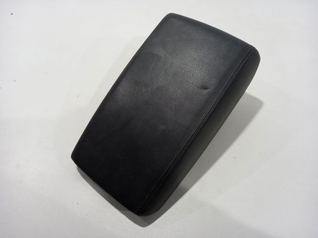 4G0864248K38M Подлокотник центральной консоли купить Ровно