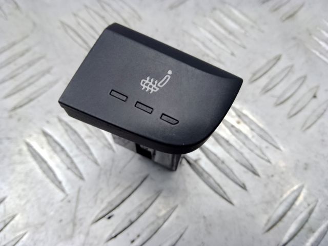 Кнопка включения обогрева сиденья 4G09635645PR VAG