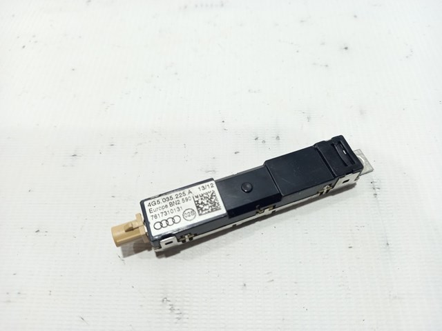 VAG 4G5035225A в наличии Полтава