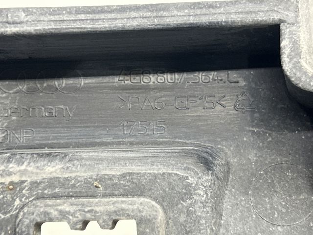 Кронштейн бампера заднего, правый 4G8807364C VAG