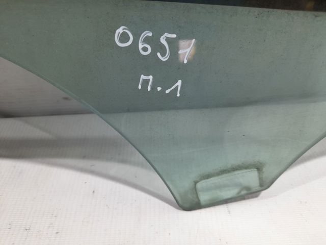 4G8845201B VAG Стекло двери передней левой купить в Винница