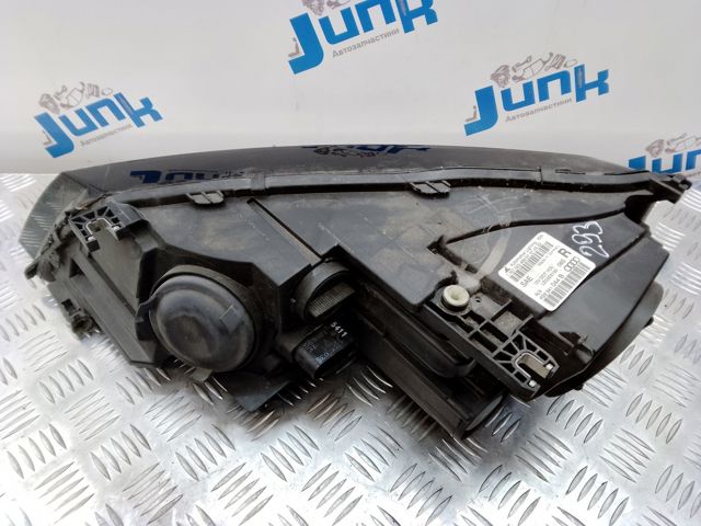 4G8941044B VAG Правая фара купить в Одесса