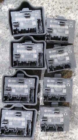 Блок комфорта передней двери 4G8959792A VAG