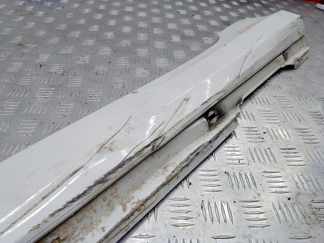 4K0853855A Накладка (молдинг) порога наружная левая купить Кривой Рог