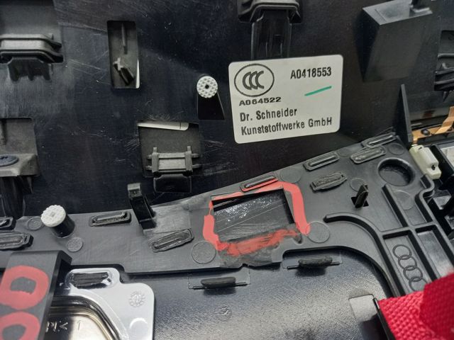 VAG 4K1857200EV58 Молдинг (накладка) приборной панели "торпедо" правый в наличии Павлоград