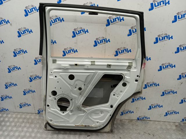 Дверь задняя в сборе 4L0833052 VAG