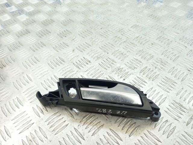 Ручка передней двери внутренняя, правая 4L0837020AH77 VAG