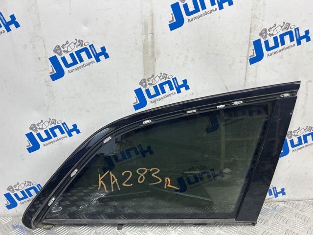 Стекло кузова/багажного отсека, правое 4L0845300RNVB VAG