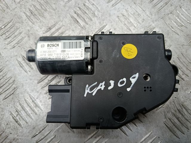 4L0959591A VAG Мотор привода люка купить в Павлоград