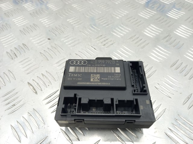 4L0959792B Блок комфорта передней двери купить Ровно