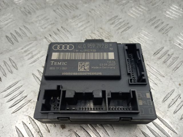 4L0959792B VAG Блок комфорта передней двери купить в Чернигов