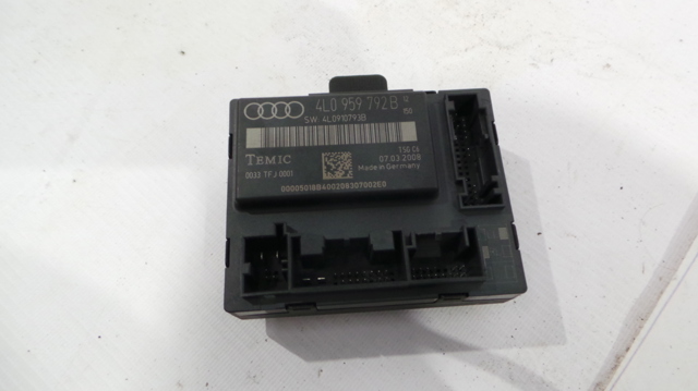 4L0959792B Блок комфорта передней двери купить Харьков