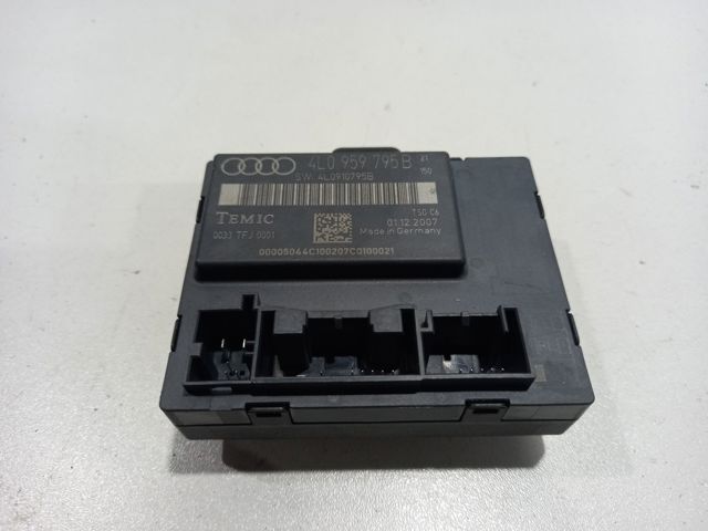 Блок комфорта задней двери 4L0959795B VAG
