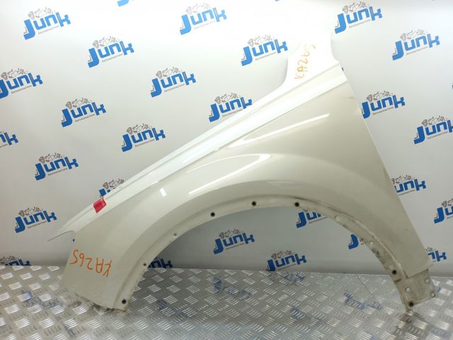 Крыло переднее левое Audi Q7