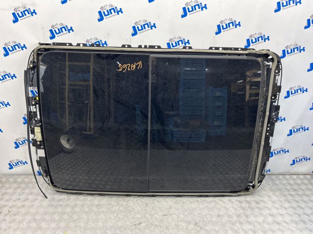 VAG 4M0877049 Рама люка в наличии Чернигов
