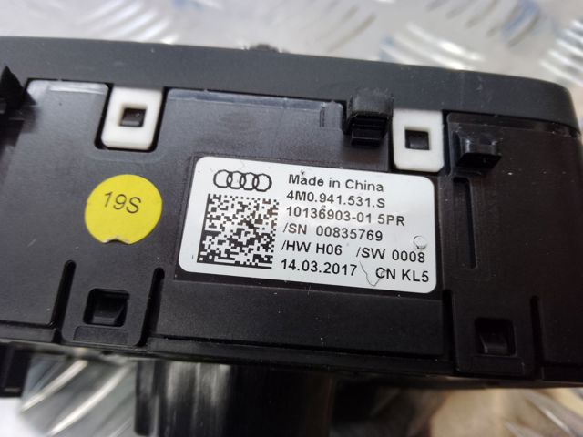 VAG 4M0941531S5PR Переключатель света фар на "торпедо" в наличии Ровно