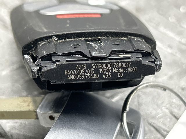 4M0959754BD VAG купить в Одесса