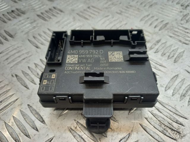 Блок комфорта передней двери 4M0959792D VAG