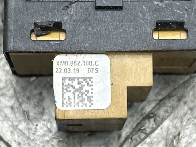4M0962108C5PR Выключатель центрального замка купить Харьков