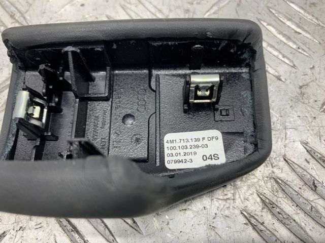 VAG 4M1713139FDF9 Рукоятка рычага КПП в наличии Житомир