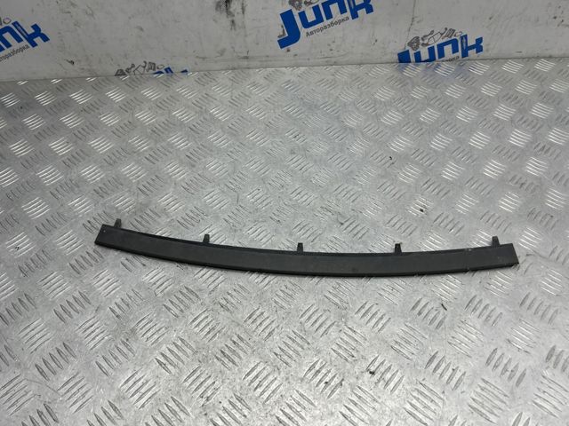 BMW 51117134095 Молдинг решетки радиатора в наличии Сумы