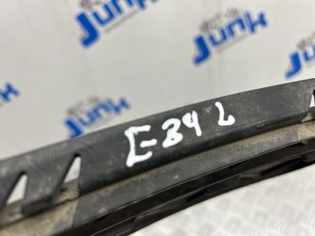 51117303757 BMW Решетка бампера переднего левая купить в Кривой Рог