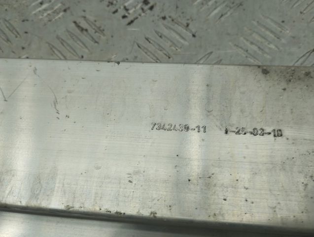 BMW 51117342439 Кронштейн бампера переднего в наличии Днепр