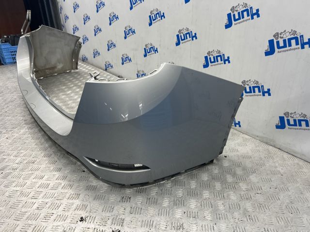 Задний бампер 51127345036 BMW