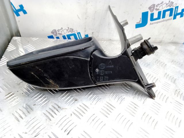 51167283611 BMW Корпус зеркала заднего вида левого (внутрення часть) купить в Ровно